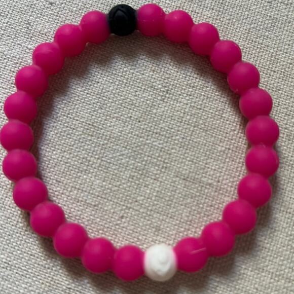 Dark Pink Breast Cancer Lokai Bracelet M NWOT - Picture 4 of 4